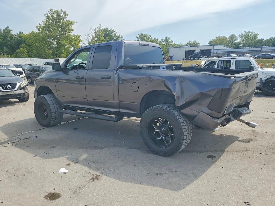 Снимка 2 от търг – 2015 RAM 1500 с VIN 1C6RR7FT3FS768356