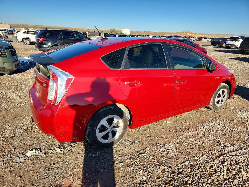 Photo 3 from auction – 2014 TOYOTA PRIUS with VIN JTDKN3DU7E1739795