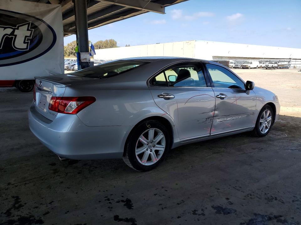 صورة رقم 3 من المزاد - 2007 LEXUS ES مع VIN JTHBJ46G772067712