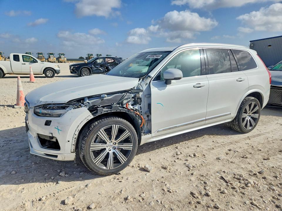 Photo 1 from auction – 2023 VOLVO XC90 with VIN YV4H60CAXP1910598