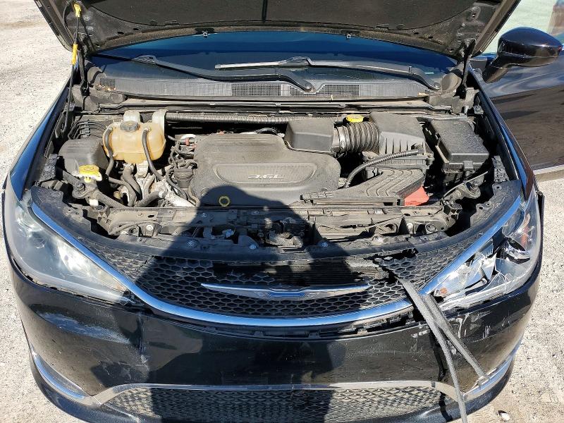 Снимка 12 от търг – 2018 CHRYSLER PACIFICA с VIN 2C4RC1EG7JR227560