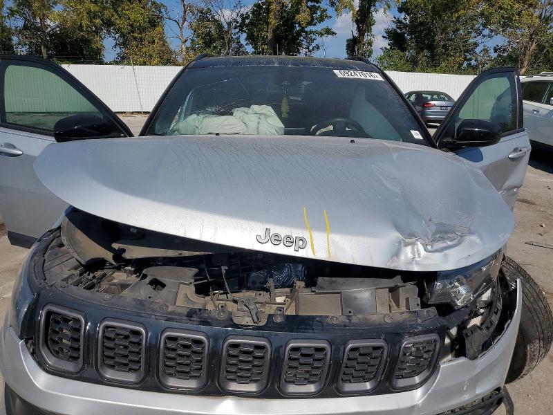 صورة رقم 12 من المزاد - 2024 JEEP COMPASS مع VIN 3C4NJDBN9RT142561