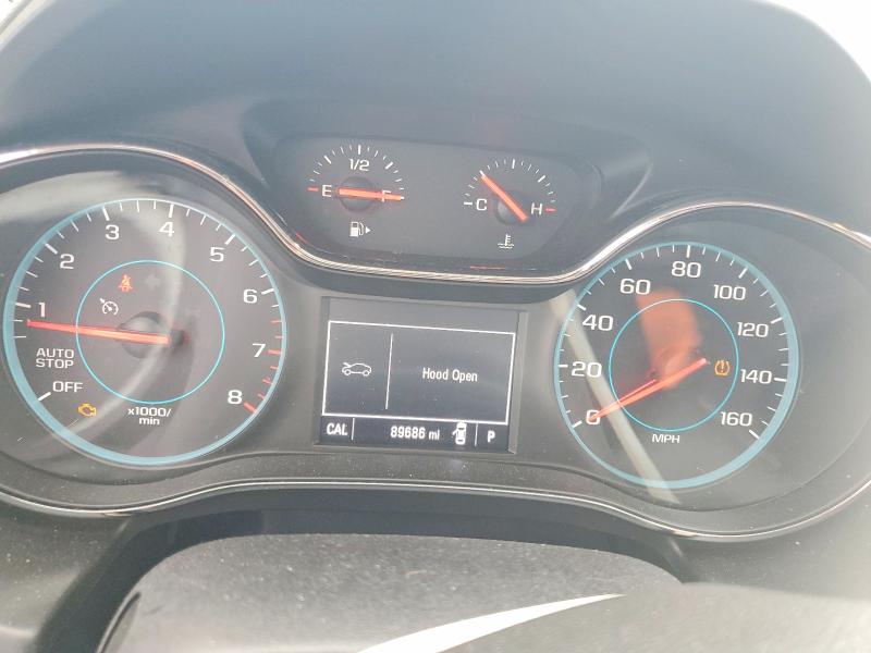 Photo 9 from auction – 2018 CHEVROLET CRUZE with VIN 1G1BE5SM2J7104627