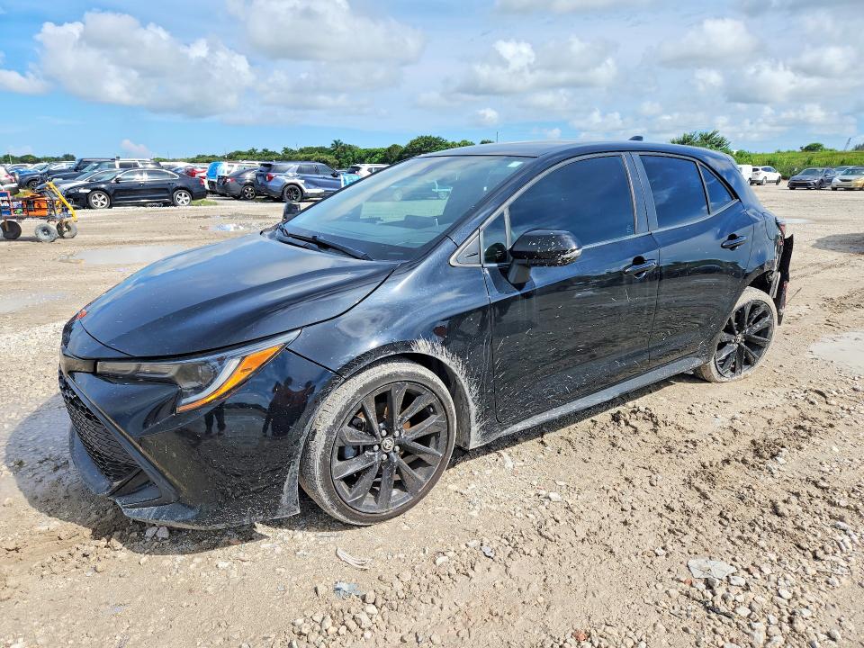 TOYOTA COROLLA HATCHBACK 2021 with VIN JTND4MBE1M3137907 - Photo from auction