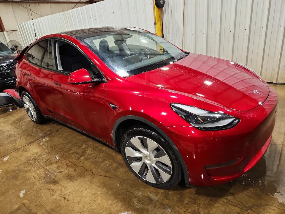 Photo 4 from auction – 2024 TESLA MODEL Y with VIN 7SAYGDEE8RA234072