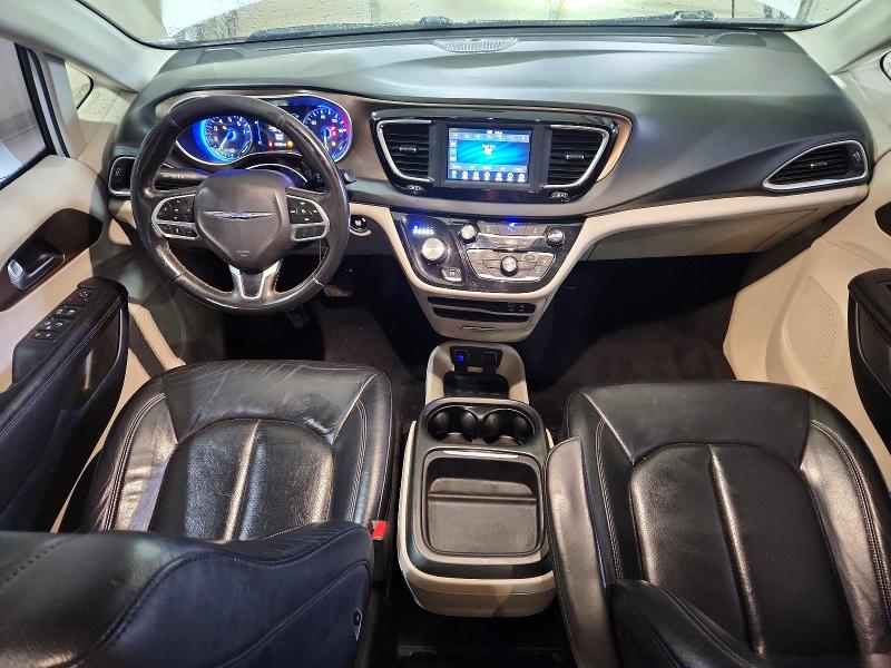 Zdjęcie 8 z aukcji – 2018 CHRYSLER PACIFICA z VIN 2C4RC1BG8JR114818