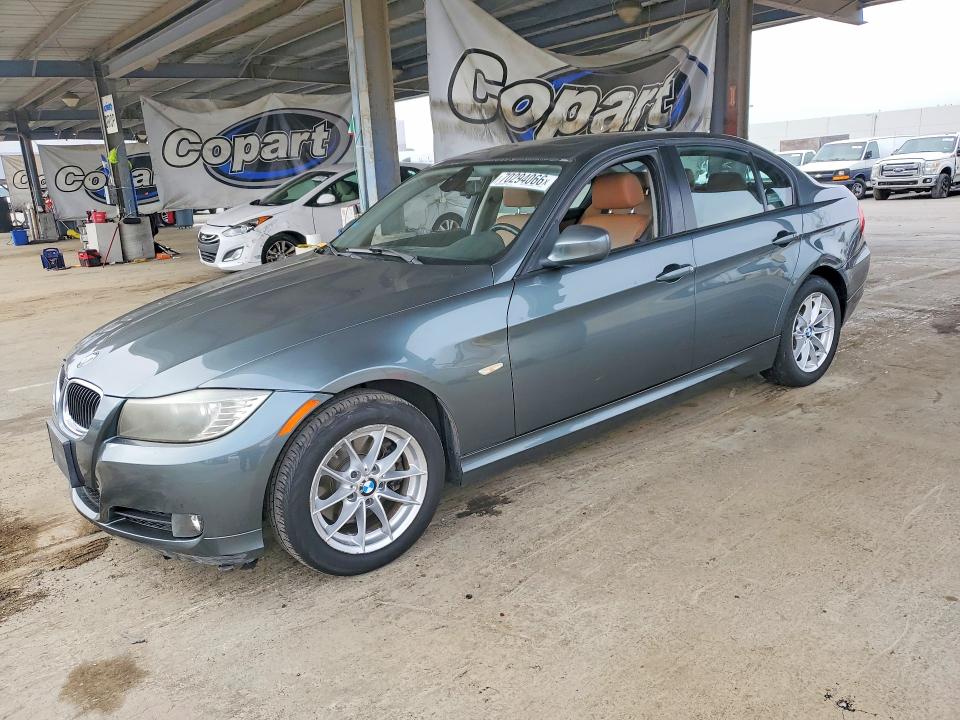 صورة رقم 1 من المزاد - 2010 BMW 328 مع VIN WBAPH5G55ANM70094