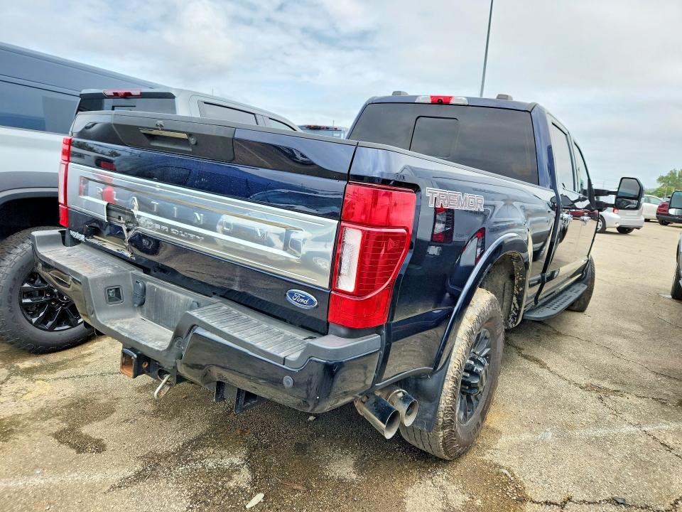 Foto 3 de la subasta – 2022 FORD F250 con VIN 1FT8W2BT5NED71671