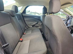 Photo 10 from auction – 2017 FORD FOCUS with VIN 1FADP3E27HL319257
