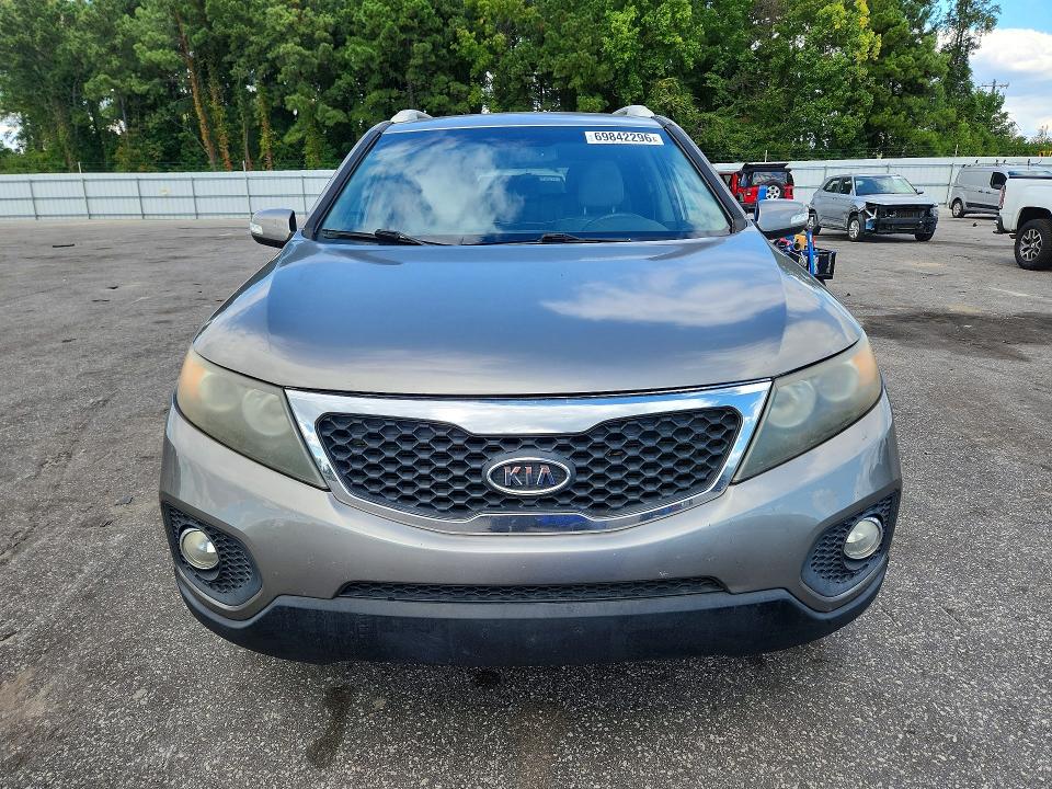 Фото 5 с аукциона – 2012 KIA SORENTO с VIN 5XYKT4A68CG264432