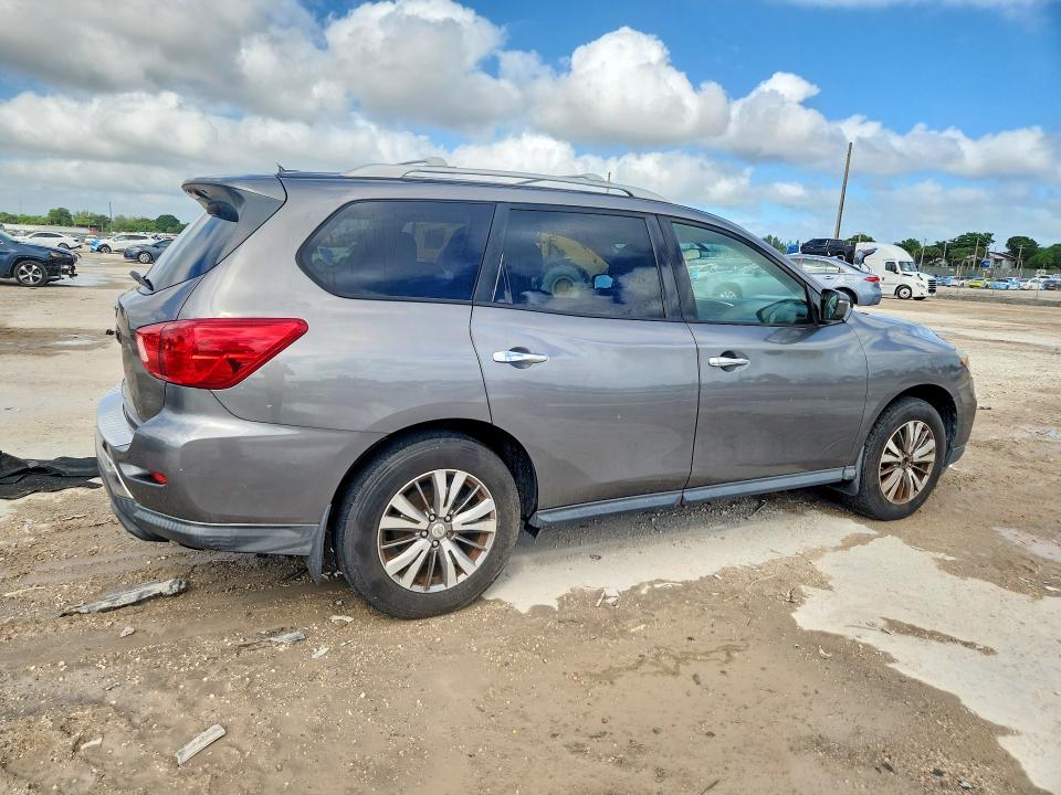 Photo 3 from auction – 2018 NISSAN PATHFINDER with VIN 5N1DR2MNXJC614574
