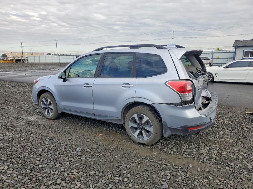 Photo 2 from auction – 2017 SUBARU FORESTER with VIN JF2SJAEC0HH509597