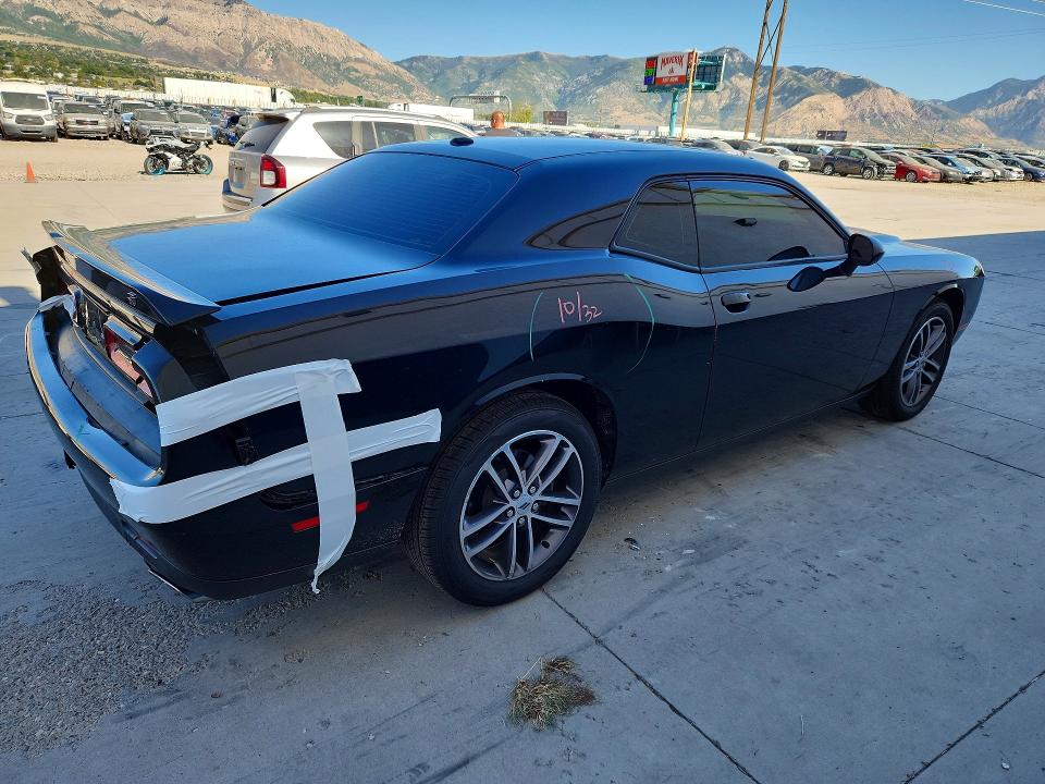 Снимка 3 от търг – 2019 DODGE CHALLENGER с VIN 2C3CDZGG8KH642915
