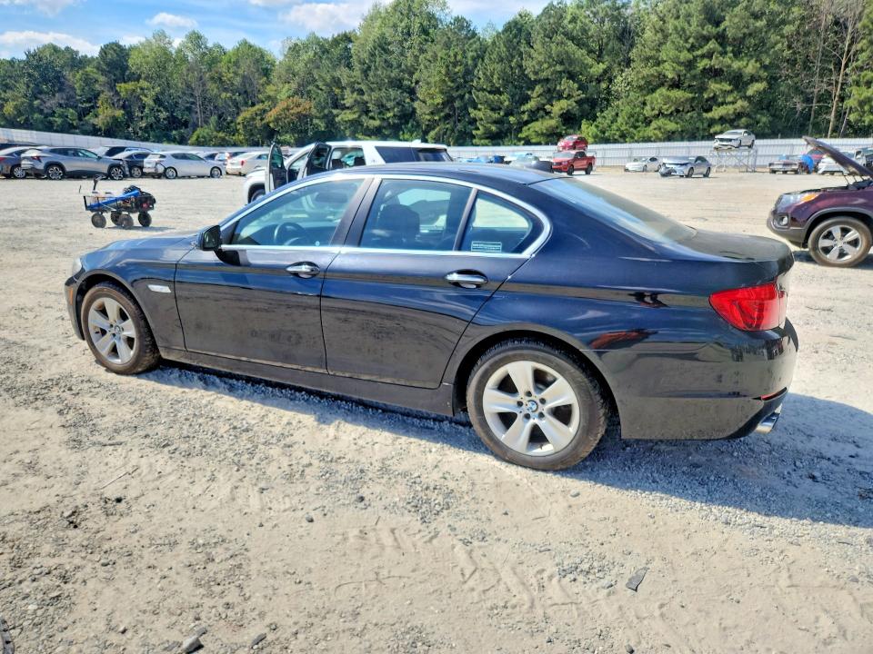 صورة رقم 2 من المزاد - 2013 BMW 528 مع VIN WBAXG5C55DD234192