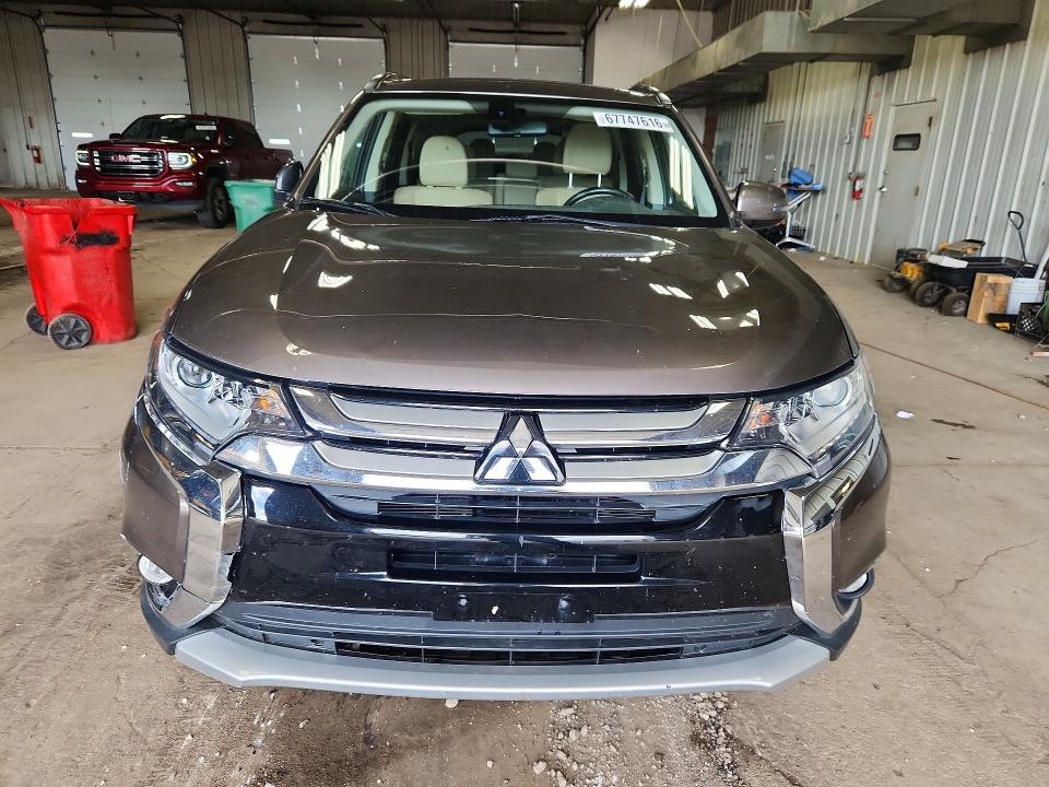 Photo 5 from auction – 2016 MITSUBISHI OUTLANDER with VIN JA4AZ3A31GZ022853