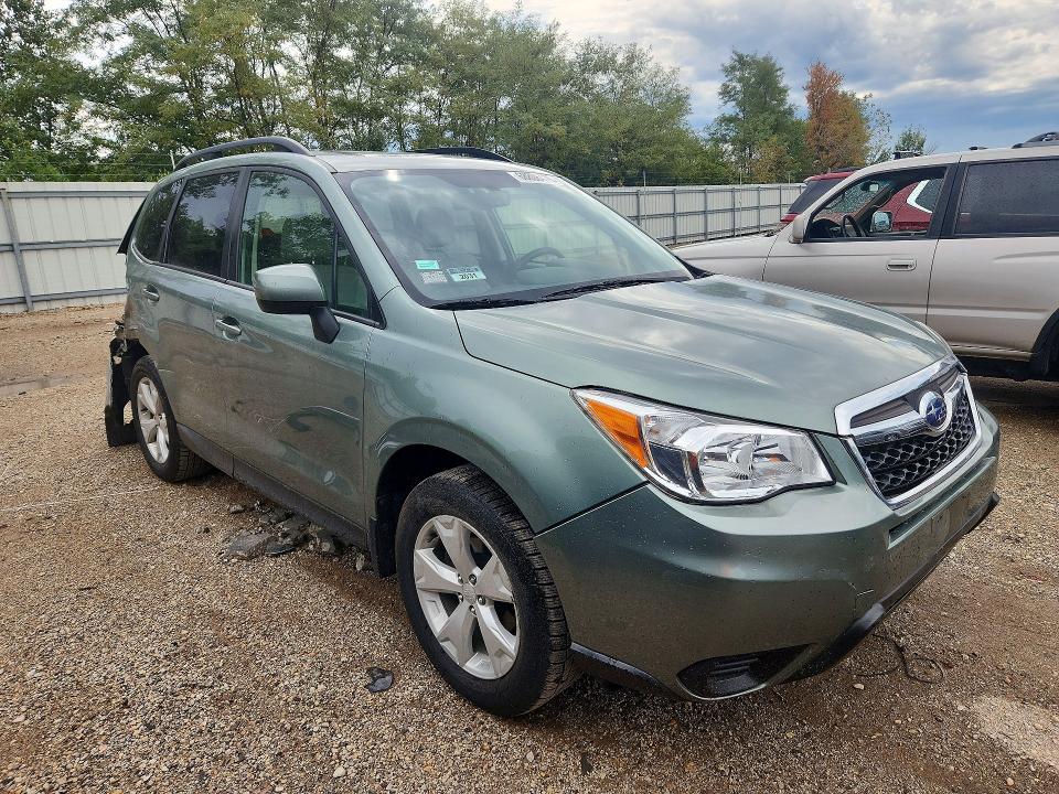 Photo 4 from auction – 2016 SUBARU FORESTER with VIN JF2SJADCXGH413217