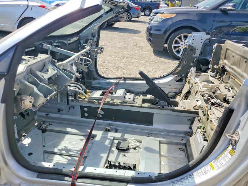 Zdjęcie 7 z aukcji – 2011 AUDI R8 z VIN WUAVNAFG2BN000687