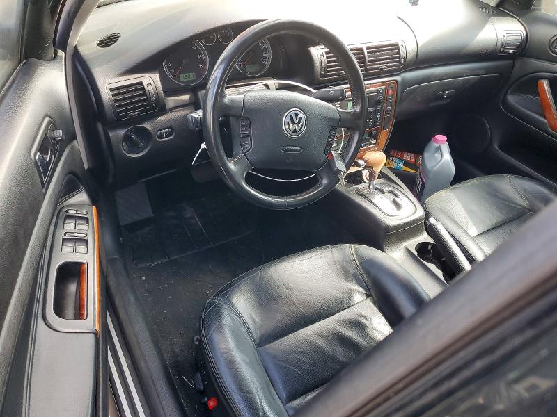 Photo 8 from auction – 2002 VOLKSWAGEN PASSAT with VIN WVWTH63B62P176003