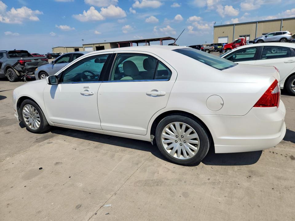 Photo 2 from auction – 2010 FORD FUSION with VIN 3FADP0L35AR384996