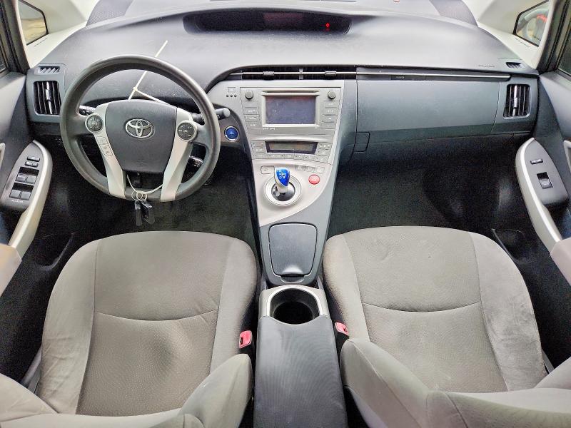 Photo 8 from auction – 2013 TOYOTA PRIUS with VIN JTDKN3DU9D5646025