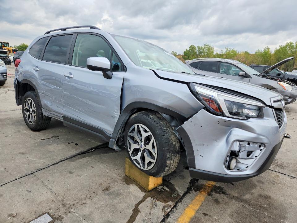 Фото 4 с аукциона – 2021 SUBARU FORESTER с VIN JF2SKAJC9MH457190