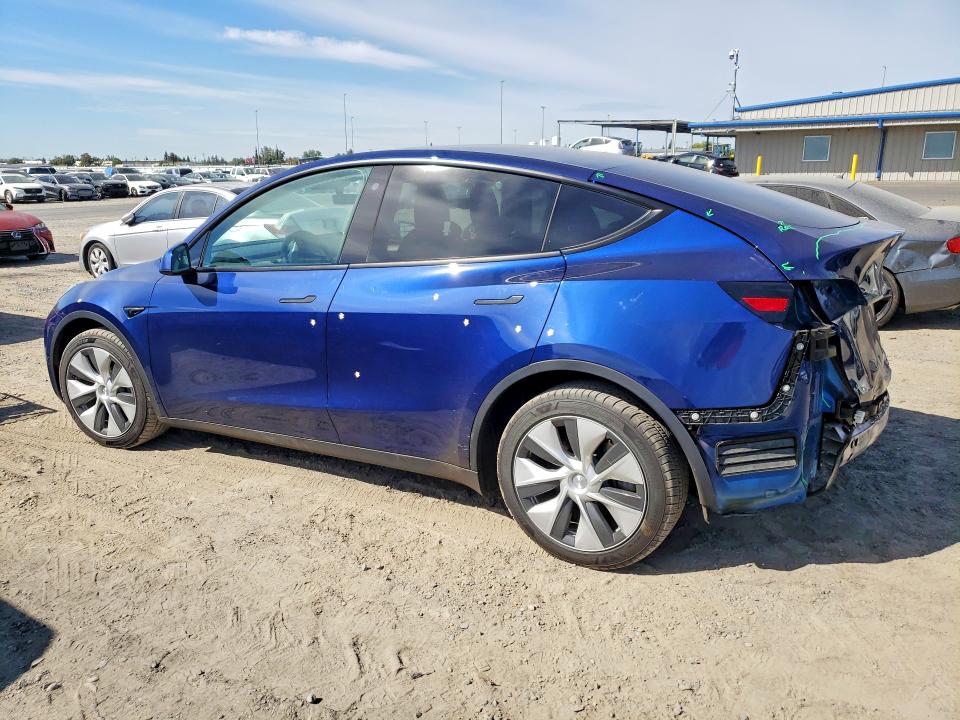 Photo 2 from auction – 2023 TESLA MODEL Y with VIN 7SAYGDEE7PF628808