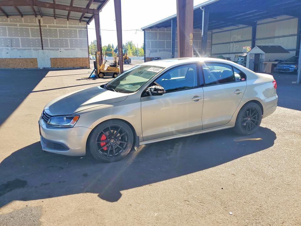 2011 VOLKSWAGEN JETTA - Търг №67945896