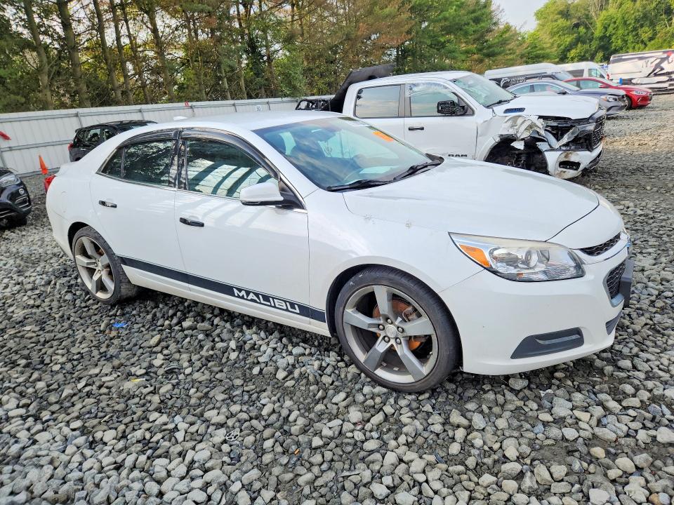 Photo 4 from auction – 2015 CHEVROLET MALIBU with VIN 1G11C5SL5FF354207