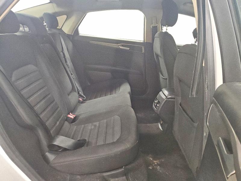 Photo 10 from auction – 2019 FORD FUSION with VIN 3FA6P0HD5KR282951