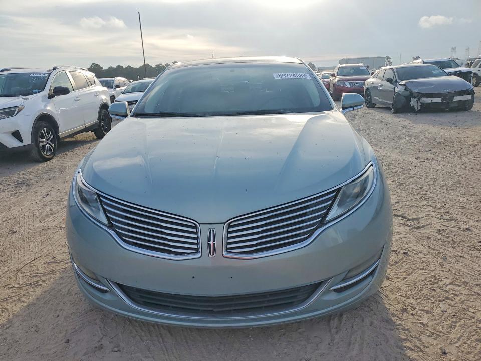 Photo 5 from auction – 2013 LINCOLN MKZ with VIN 3LN6L2LU3DR825480