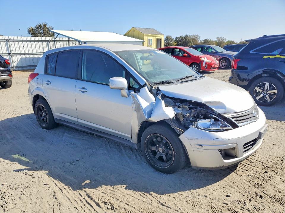 Photo 4 from auction – 2010 NISSAN VERSA with VIN 3N1BC1CP0AL447904