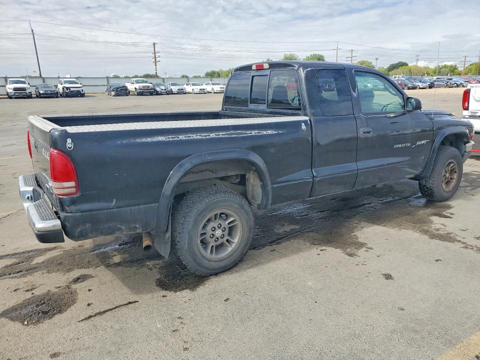 Photo 3 from auction – 2000 DODGE DAKOTA with VIN 1B7GG22X8YS584549