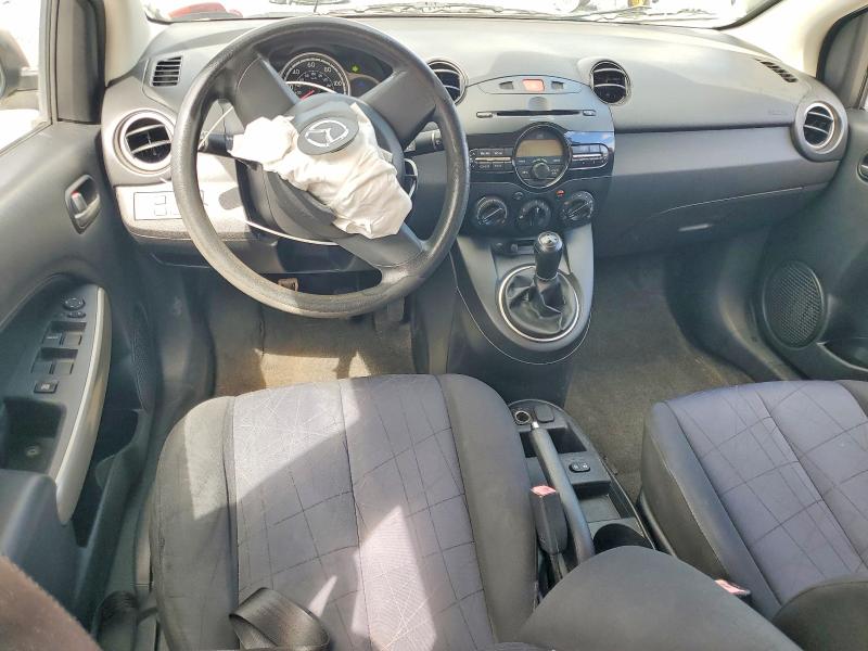Photo 8 from auction – 2012 MAZDA MAZDA2 with VIN JM1DE1KY3C0137451