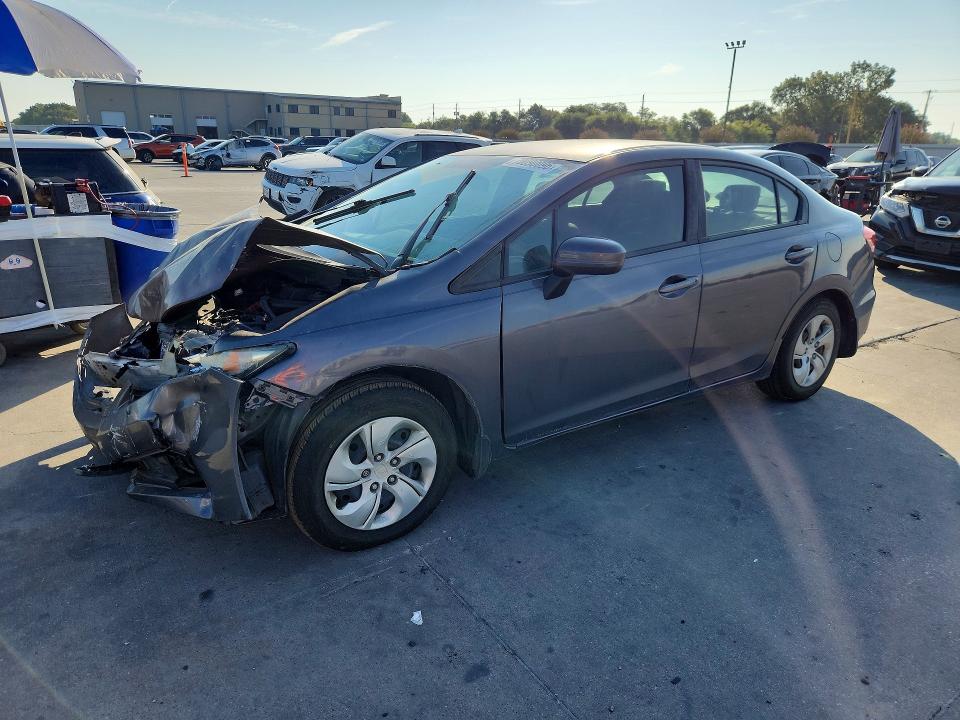 HONDA CIVIC 2015 с VIN 2HGFB2F58FH558851 - Снимка от търг