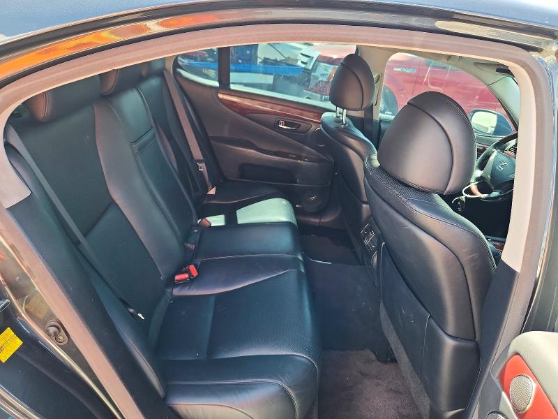 Foto 10 de la subasta – 2008 LEXUS LS con VIN JTHBL46F785058087
