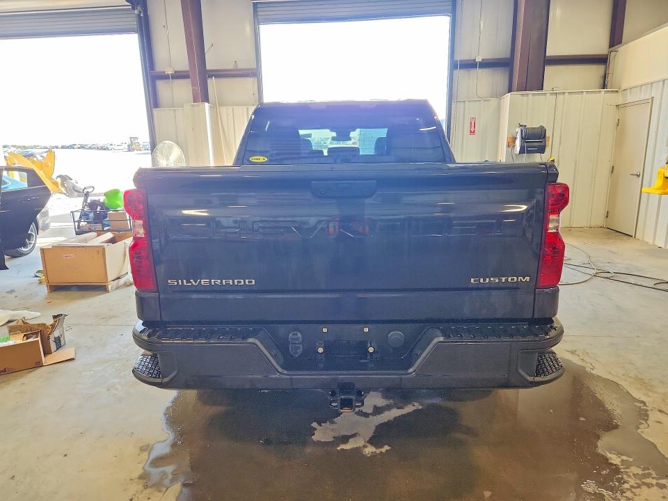 Photo 6 from auction – 2023 CHEVROLET SILVERADO with VIN 3GCPDBEK5PG194782