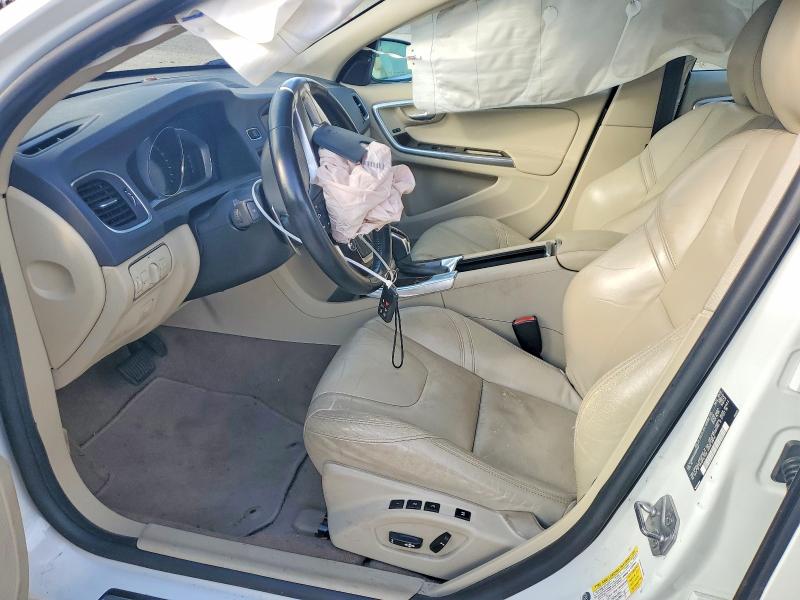 Zdjęcie 7 z aukcji – 2014 VOLVO S60 z VIN YV1902FH4E2272931