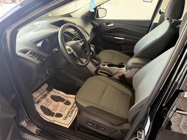 صورة رقم 11 من المزاد - 2016 FORD ESCAPE مع VIN 1FMCU9GX1GUA16456