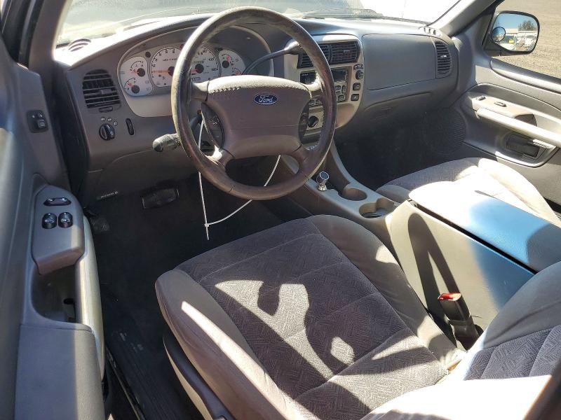 Photo 8 from auction – 2002 FORD EXPLORER with VIN 1FMCU60E32UB47503