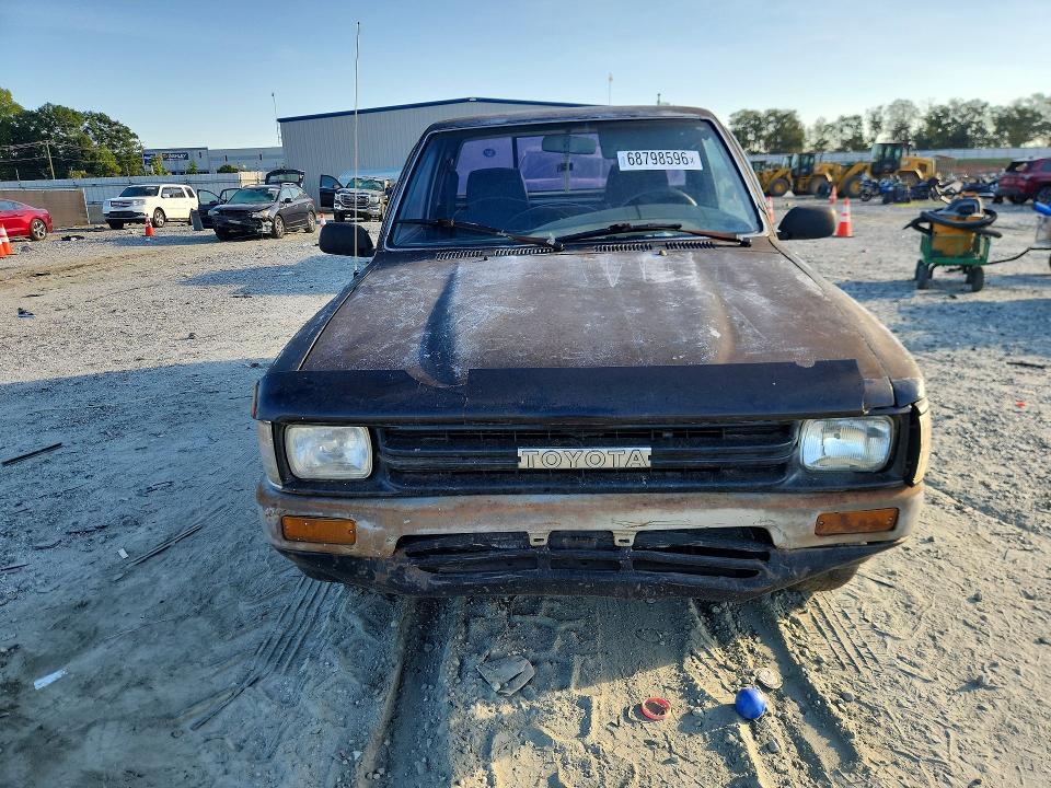 Photo 5 from auction – 1991 TOYOTA PICKUP with VIN JT4RN81P7M5116291