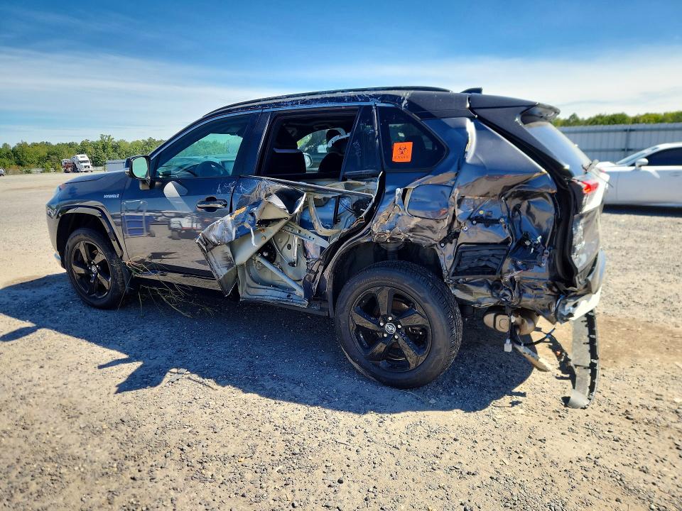 Photo 2 from auction – 2020 TOYOTA RAV4 with VIN 2T3EWRFV2LW063838