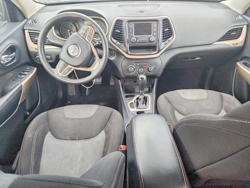 Photo 8 from auction – 2018 JEEP CHEROKEE with VIN 1C4PJLCB5JD513376