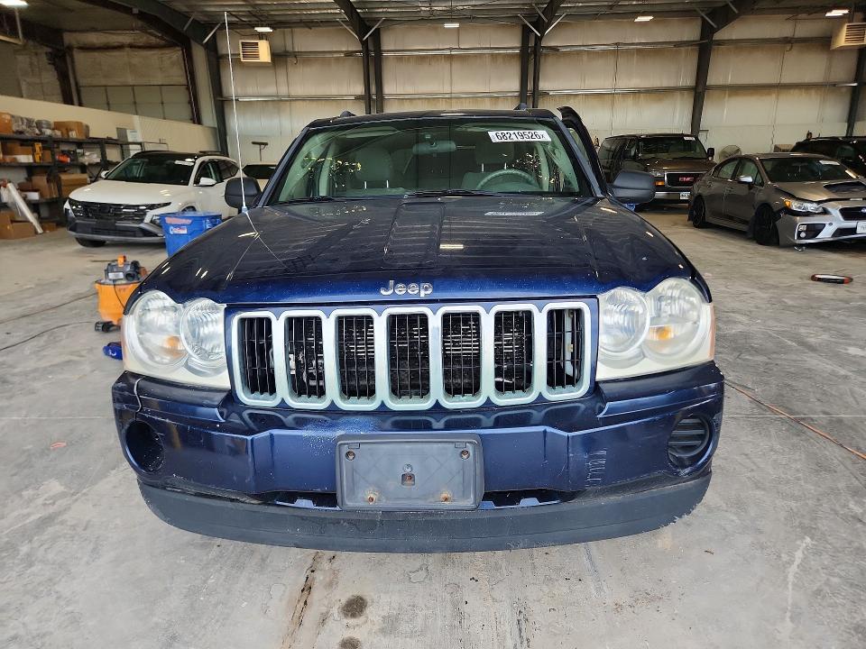 Photo 5 from auction – 2005 JEEP GRAND CHEROKEE with VIN 1J4GR48K75C714015
