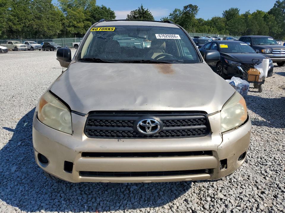 Photo 5 from auction – 2006 TOYOTA RAV4 with VIN JTMBD33VX66012913
