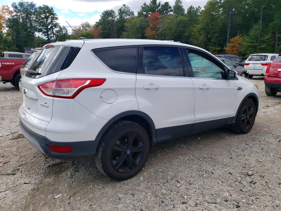 Снимка 3 от търг – 2014 FORD ESCAPE с VIN 1FMCU0GX3EUB85533