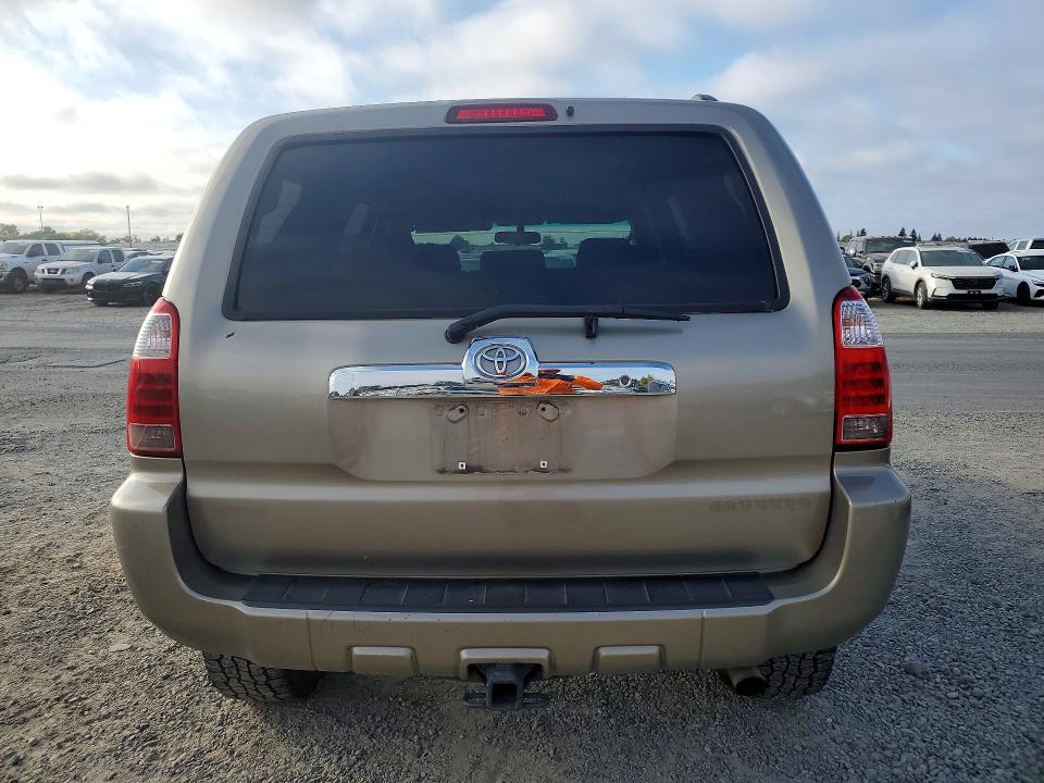 Zdjęcie 6 z aukcji – 2006 TOYOTA 4RUNNER z VIN JTEBU14R468056248