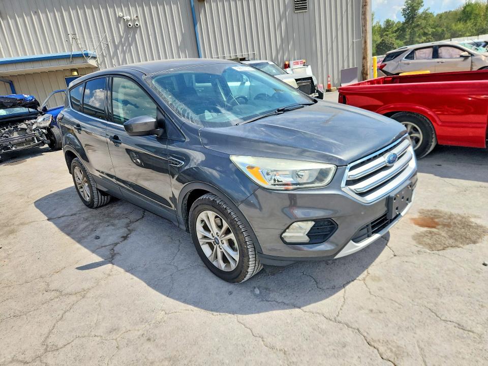 Photo 4 from auction – 2017 FORD ESCAPE with VIN 1FMCU0GD4HUB56469