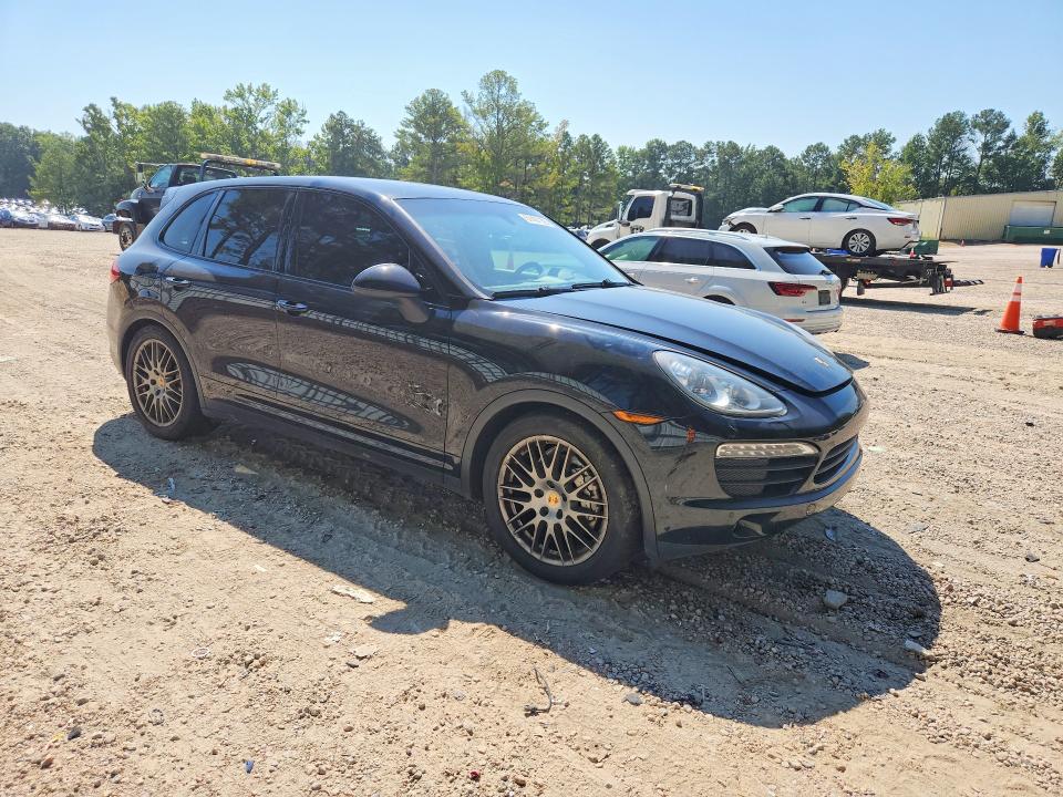 Photo 4 from auction – 2014 PORSCHE CAYENNE with VIN WP1AB2A29ELA58638