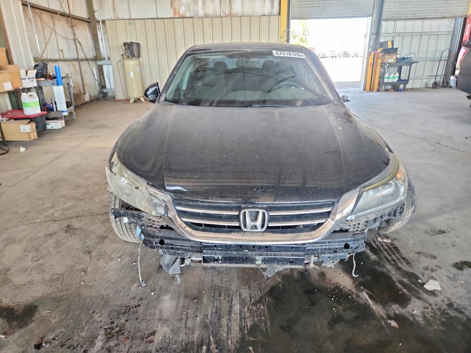 Photo 5 from auction – 2015 HONDA ACCORD with VIN 1HGCR2F57FA074201