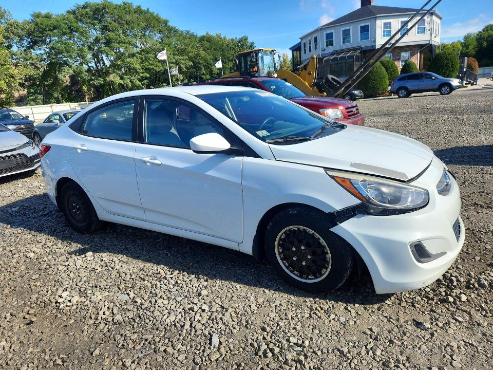Снимка 4 от търг – 2016 HYUNDAI ACCENT с VIN KMHCT4AE4GU081640